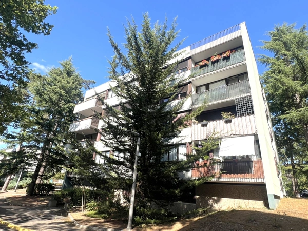 Appartement à vendre 5 pièces MERY SUR OISE (95)