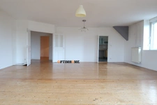 LONGWY HAUT, PROCHE DES FRONTIERES, BEL APPARTEMENT ANCIEN DE 134 M² + GRANDES COMBLES AMENAGEABLES + CAVE 