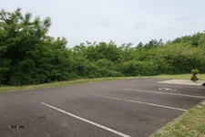 TUCQUEGNIEUX (54)PROCHE ESCH/ALZETTE, LOCAL COMMERCIAL DE 104 M² SUR 14 ARES DE TERRAIN AVEC PARKING PRIVATIF 