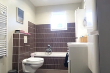 FAMECK, MAISON INDIVIDUELLE DE PLAIN PIED AVEC 3 CHAMBRES, ADAPTEE A TOUS, AUCUN TRAVAUX, UN GARAGE, UN JARDIN SANS VIS A VIS, UNE GRANDE TERRASSE AVEC SA PERGOLA