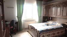 CATTENOM, PROCHE DU LUXEMBOURG, JOLIE MAISON SUR 11 ARES  AVEC 3 CHAMBRES + JARDIN + GARAGE + DE NOMBREUSES PLACES DE PARKING PRIVATIVES + DEPENDANCE DE 60 M²