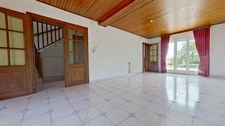 CATTENOM, PROCHE DU LUXEMBOURG, JOLIE MAISON SUR 11 ARES CONSTRUCTIBLES + GARAGE + PLACES DE PARKING + DEPENDANCE DE 60 M² 