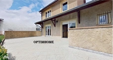CATTENOM, PROCHE DE LA FRONTIERE AVEC LE LUXEMBOURG, JOLIE MAISON DE 110 M²  AVEC UNE GRANDE TERRASSE + GARAGE + PETIT JARDIN + PARKINGS PRIVATIFS