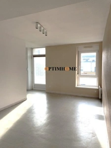 LONGWY, ENSEMBLE IMMOBILIER COMPRENANT 12 APPARTEMENTS + 1 LOCAL COMMERCIAL - D EXCELLENTS DIAGNOSTICS