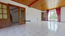 CATTENOM, PROCHE DE LA FRONTIERE AVEC LE LUXEMBOURG, JOLIE MAISON DE 110 M²  AVEC UNE GRANDE TERRASSE + GARAGE + PETIT JARDIN + PARKINGS PRIVATIFS