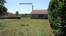 CATTENOM, PROCHE DU LUXEMBOURG, JOLIE MAISON SUR 11 ARES CONSTRUCTIBLES + GARAGE + PLACES DE PARKING + DEPENDANCE DE 60 M² 