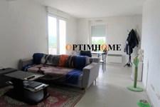 LONGWY, ENSEMBLE IMMOBILIER COMPRENANT 12 APPARTEMENTS + 1 LOCAL COMMERCIAL - D EXCELLENTS DIAGNOSTICS