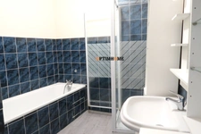 LONGWY HAUT, PROCHE DES FRONTIERES, BEL APPARTEMENT ANCIEN DE 134 M² + GRANDES COMBLES AMENAGEABLES + CAVE 