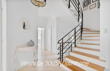 Trés belle maison familiale lumineuse -4 chambres dont 3 suites – écoles et gare à pied 
