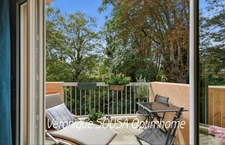 APPARTEMENT AVEC BALCON DANS UN ECRIN DE VERDURE 