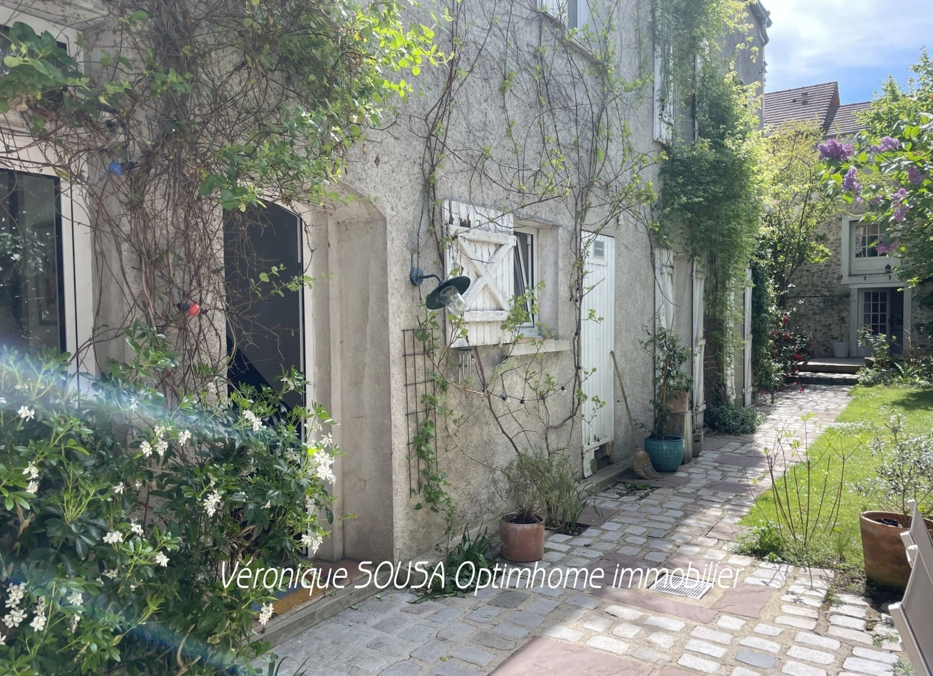 Maison 10 pièces 258 m² · à Chambourcy · 258 m² · 929 000 €