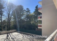 Rare – Grand appartement familial de 143 m² avec triple séjour, balcons, piscine et double box