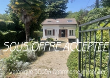 CHARMANTE MAISON A RENOVER  avec un fort potentiel 