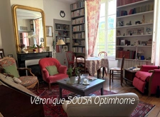 UNE ADRESSE PLEINE DE CHARME À 5 MINUTES DU CENTRE-VILLE