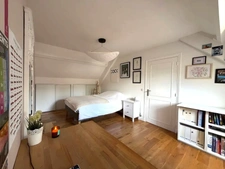 ESPRIT MAISON -TRIPLEX FAMILIAL AVEC JARDIN – PETITE RÉSIDENCE ARBORÉE SAINT GERMAIN EN LAYE