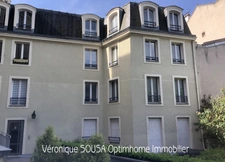   Grand 2 Pièces en Hypercentre – Calme et Charme  refait à neuf SAINT GERMAIN EN LAYE 