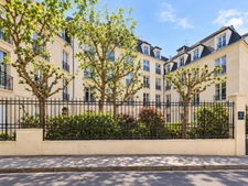 SAINT-GERMAIN-EN-LAYE – UN APPARTEMENT AU CALME, À DEUX PAS DE LA PLACE DU MARCHE