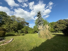 VALLEE DE L'EURE - MAISON DE PLAIN-PIED - TRES GRAND TERRAIN 