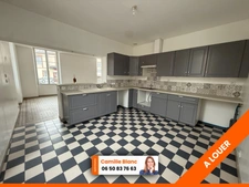 🏡 À LOUER EN EXCLUSIVITÉ – APPARTEMENT 3 PIÈCES – 72 m² – JOUY CENTRE-VILLAGE – PARKING PRIVATIF