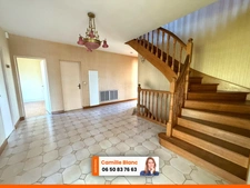 🏡 EXCLUSIVITÉ – GRANDE MAISON FAMILIALE DE 230 M² SUR 4000 M² DE TERRAIN À LÈVES 🌿