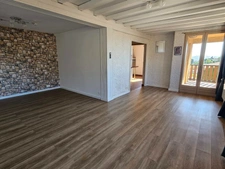CHALEUREUSE MAISON DE VILLAGE + GARAGE + TERRASSE