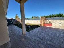 VILLA PLAIN PIED - 94 M² - TERRAIN - GARAGE - 25 MIN DE CLERMONT FERRAND EST - VERTAIZON-CHIGNAT 