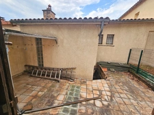 Maison à rénover – 2 chambres - Extérieurs - Garage - Pont-du-Château (63)