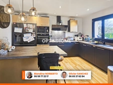 Maison de plain-pied T5 130 m² à Vertaizon