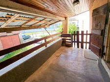 MAISON DE VILLAGE 4 CH + TERRASSE + DEPENDANCES A VERTAIZON