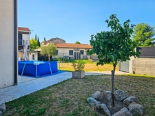 Maison récente avec jardin – 3 chambres + bureau – Chauriat – Parcelle de 451 m²