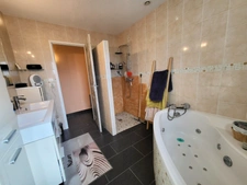 VILLA PLAIN PIED - 94 M² - TERRAIN - GARAGE - 25 MIN DE CLERMONT FERRAND EST - VERTAIZON-CHIGNAT 