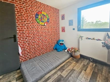 Maison récente avec jardin – 3 chambres + bureau – Chauriat – Parcelle de 451 m²