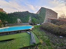Maison 176 m² habitables - jardin - cour - grange  CHAURIAT (63)