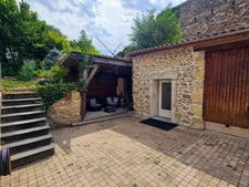 Maison 176 m² habitables - jardin - cour - grange  CHAURIAT (63)