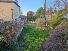 Maison 176 m² habitables - jardin - cour - grange  CHAURIAT (63)