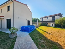 Maison récente avec jardin – 3 chambres + bureau – Chauriat – Parcelle de 451 m²
