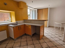Maison 176 m² habitables - jardin - cour - grange  CHAURIAT (63)