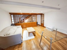 Maison d'habitation + studio + local commercial 