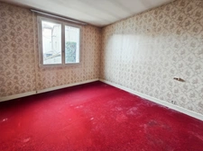 Maison à vendre 7 pièces - 180 m² - Extérieurs - 2 garages à VERTAIZON (63)