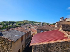CHALEUREUSE MAISON DE VILLAGE + GARAGE + TERRASSE