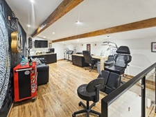 Maison 176 m² habitables - jardin - cour - grange  CHAURIAT (63)