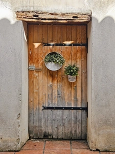 Maison vigneronne rénovée avec cachet – 3 chambres – Terrasse + dépendances – Chauriat