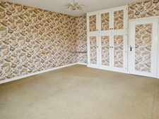 Maison à vendre 7 pièces - 180 m² - Extérieurs - 2 garages à VERTAIZON (63)