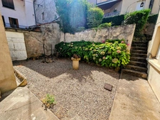 Maison à vendre 7 pièces - 180 m² - Extérieurs - 2 garages à VERTAIZON (63)