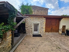 Maison 176 m² habitables - jardin - cour - grange  CHAURIAT (63)