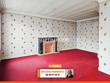 Maison à vendre 7 pièces - 180 m² - Extérieurs - 2 garages à VERTAIZON (63)
