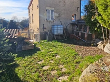 Maison 176 m² habitables - jardin - cour - grange  CHAURIAT (63)