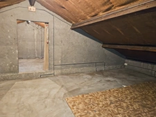 Maison à vendre 7 pièces - 180 m² - Extérieurs - 2 garages à VERTAIZON (63)