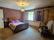 Maison 160 m² hab - 5 pièces - Grand sous sol - Terrain - Vertaizon 
