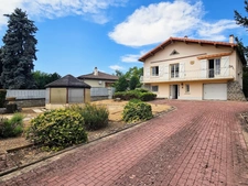 Maison 160 m² hab - 5 pièces - Grand sous sol - Terrain - Vertaizon 
